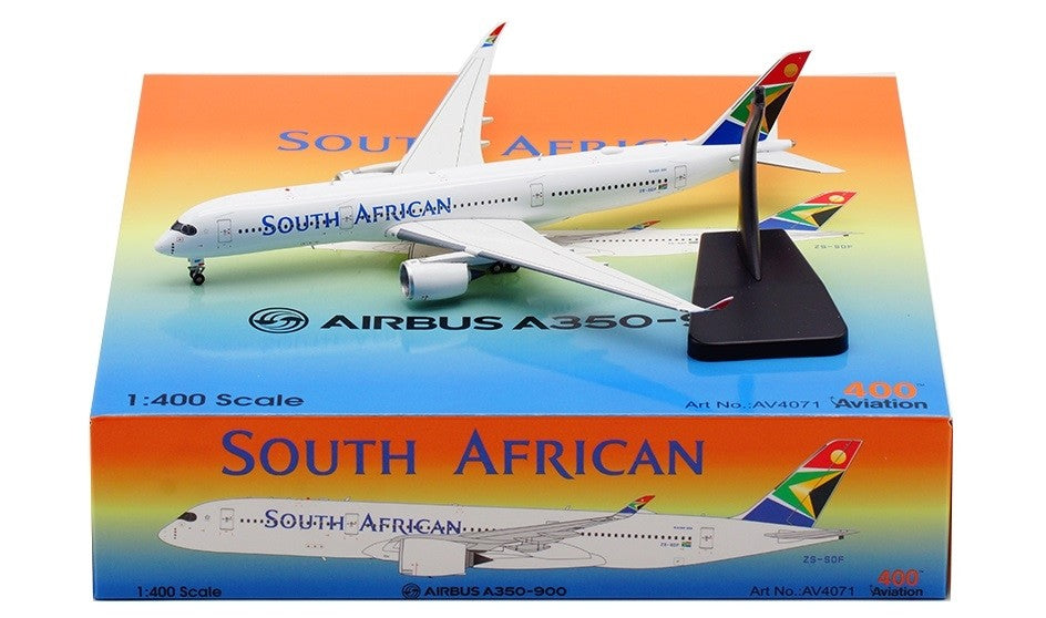 Aviation 400 South African Airways Airbus A350-900 ZS-SDF with stand AV4071 1:400 Scale