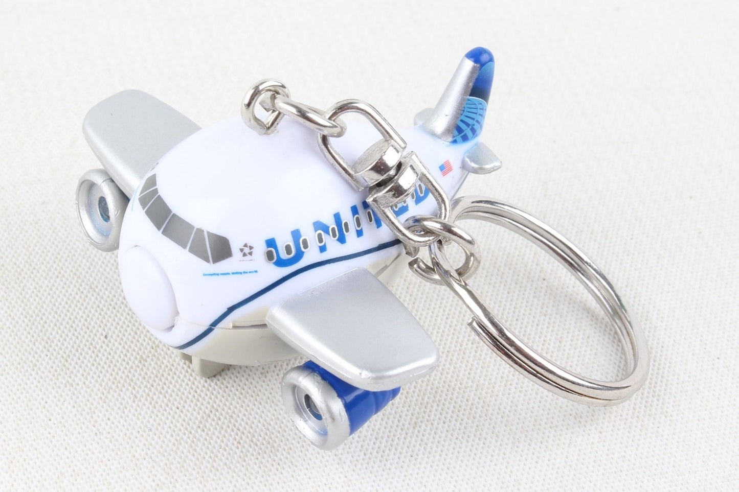 United Airlines “New Livery” Airplane Keychain W/Light & Sound