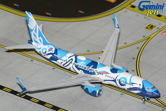 Gemini Jets Alaska Airlines Boeing 737-800 N559AS "Xáat Kwáani / Salmon People" GJASA2213 1:400 Scale