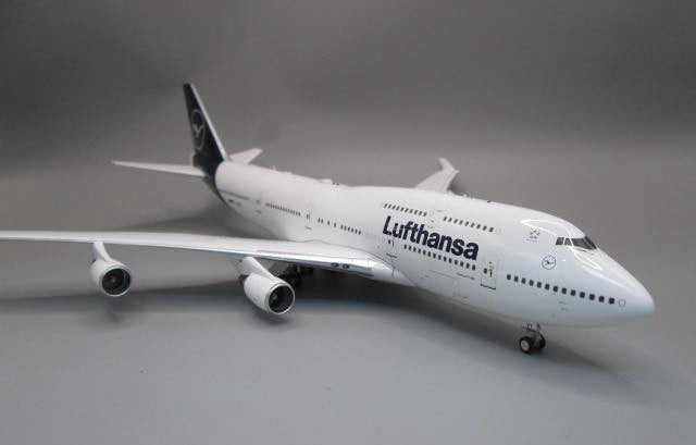 J-Fox Lufthansa Boeing 747-430 D-ABVY JF-747-4-067 1:200 Scale