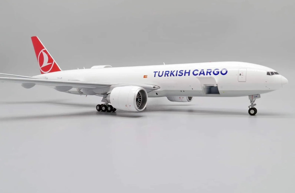 JC Wings Turkish Cargo B777F TC-LJR (Interactive Series) EW277L002C 1:200 Scale
