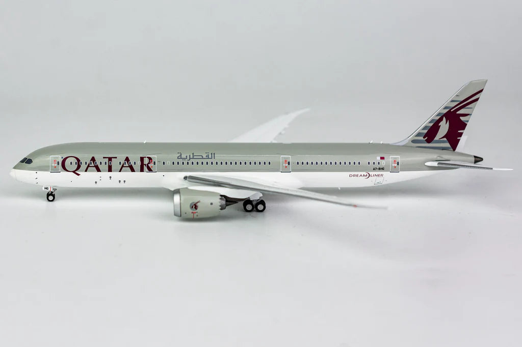 Qatar Airways B787-9 Dreamliner A7-BHG 55050 NG Models 1:400 Scale