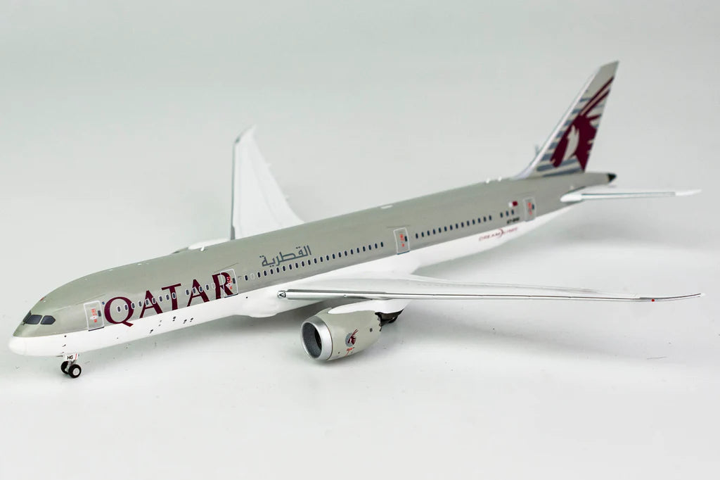 Qatar Airways B787-9 Dreamliner A7-BHG 55050 NG Models 1:400 Scale